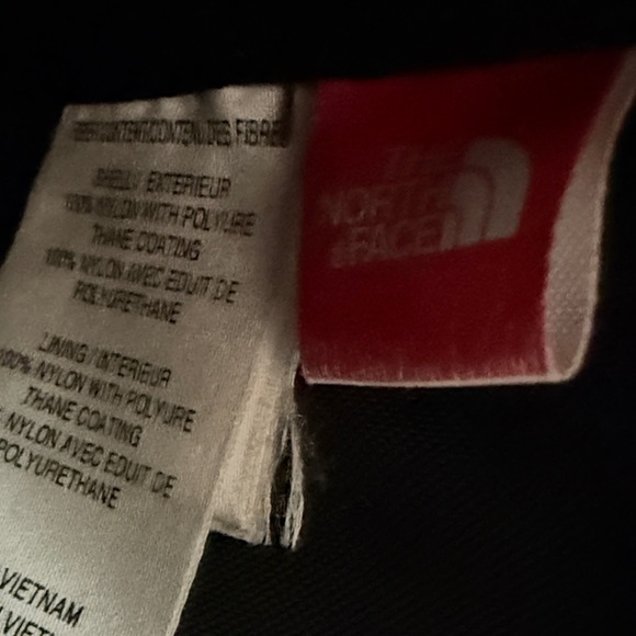 The North Face Black Messenger Bag - Picture 4 of 7